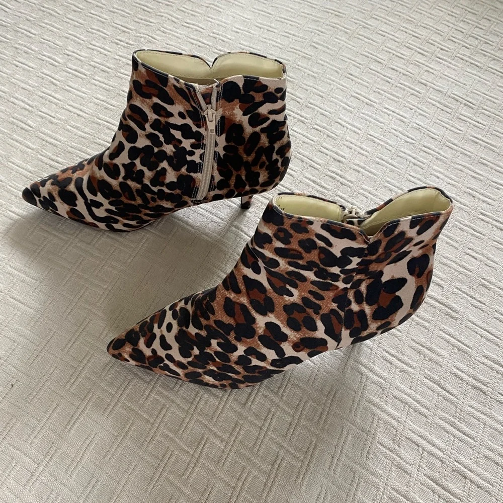 Journee Collection leopard print booties. - Picture 4 of 10